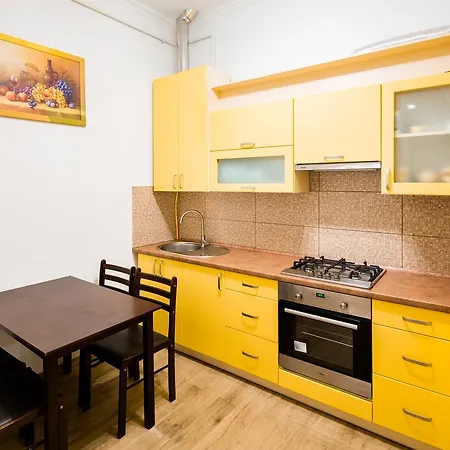 Apartment Bright And Cozy With Balcony *