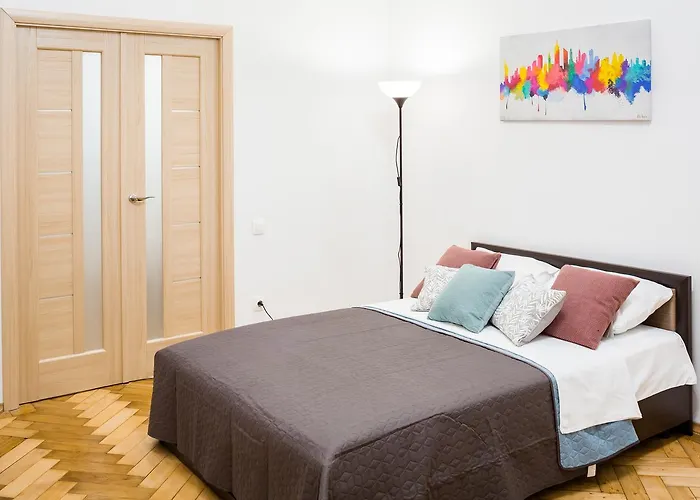 Bright And Cozy With Balcony Appartement