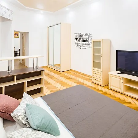 Bright And Cozy With Balcony דירה *